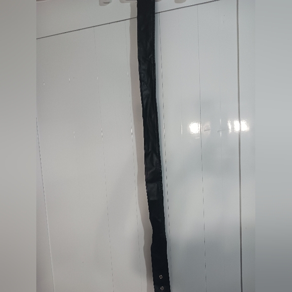 Women Black Faux Leather Adjustable Belt - Picture 5 of 7